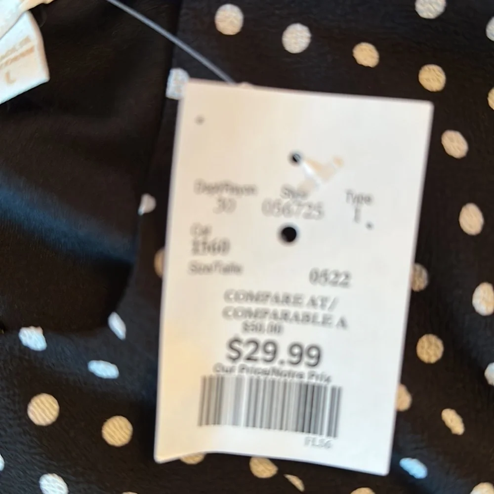 Size large, polka dot, black and white one piece romper, shortsleeved - Picture 3 of 3